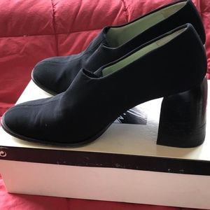 Charles Jourdan Black Chunky heal shoes